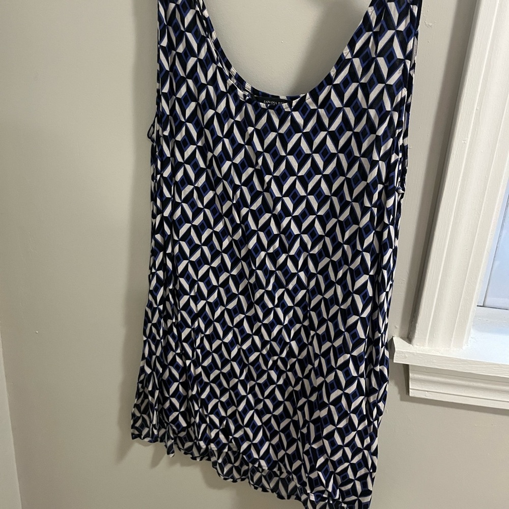 Banana Republic top size small